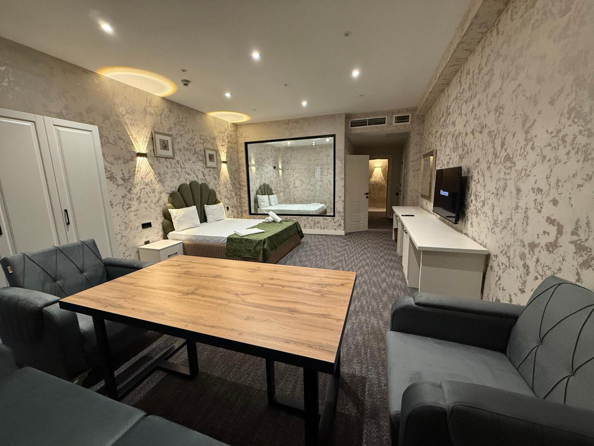 Black Mont Inn Hotel Баку Екстер'єр фото