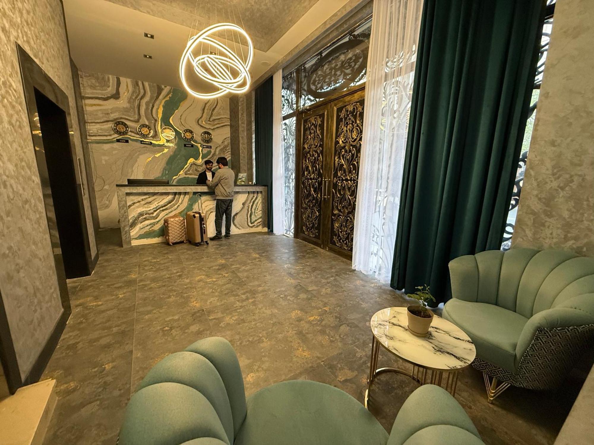 Black Mont Inn Hotel Баку Екстер'єр фото