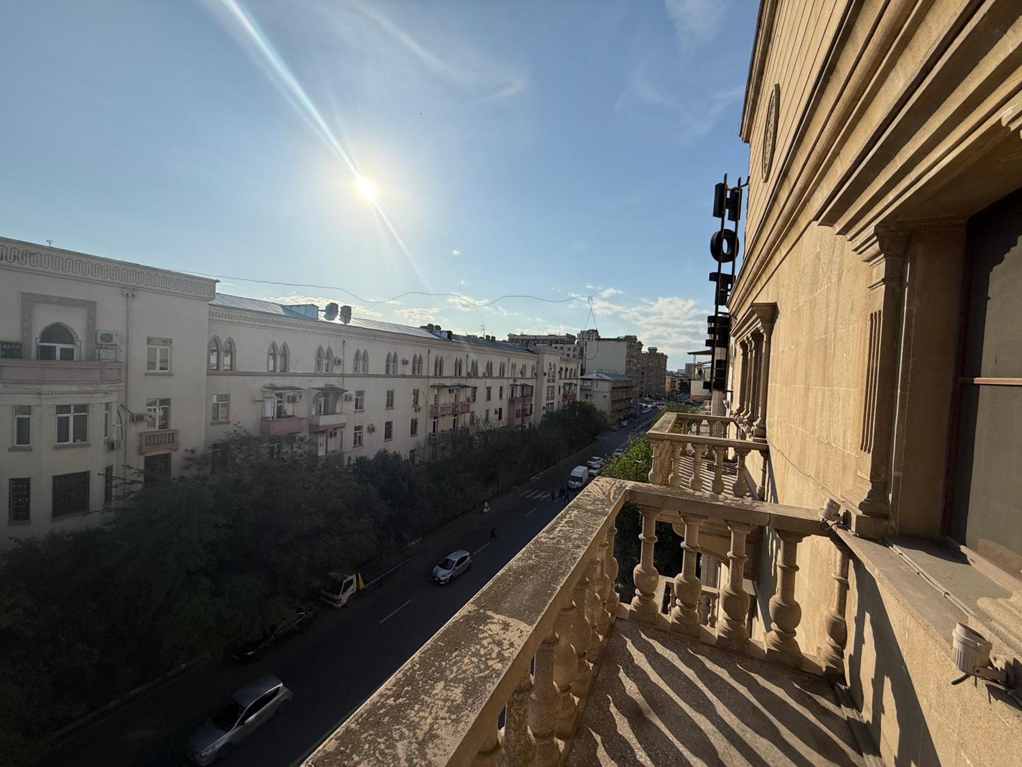 Black Mont Inn Hotel Баку Екстер'єр фото
