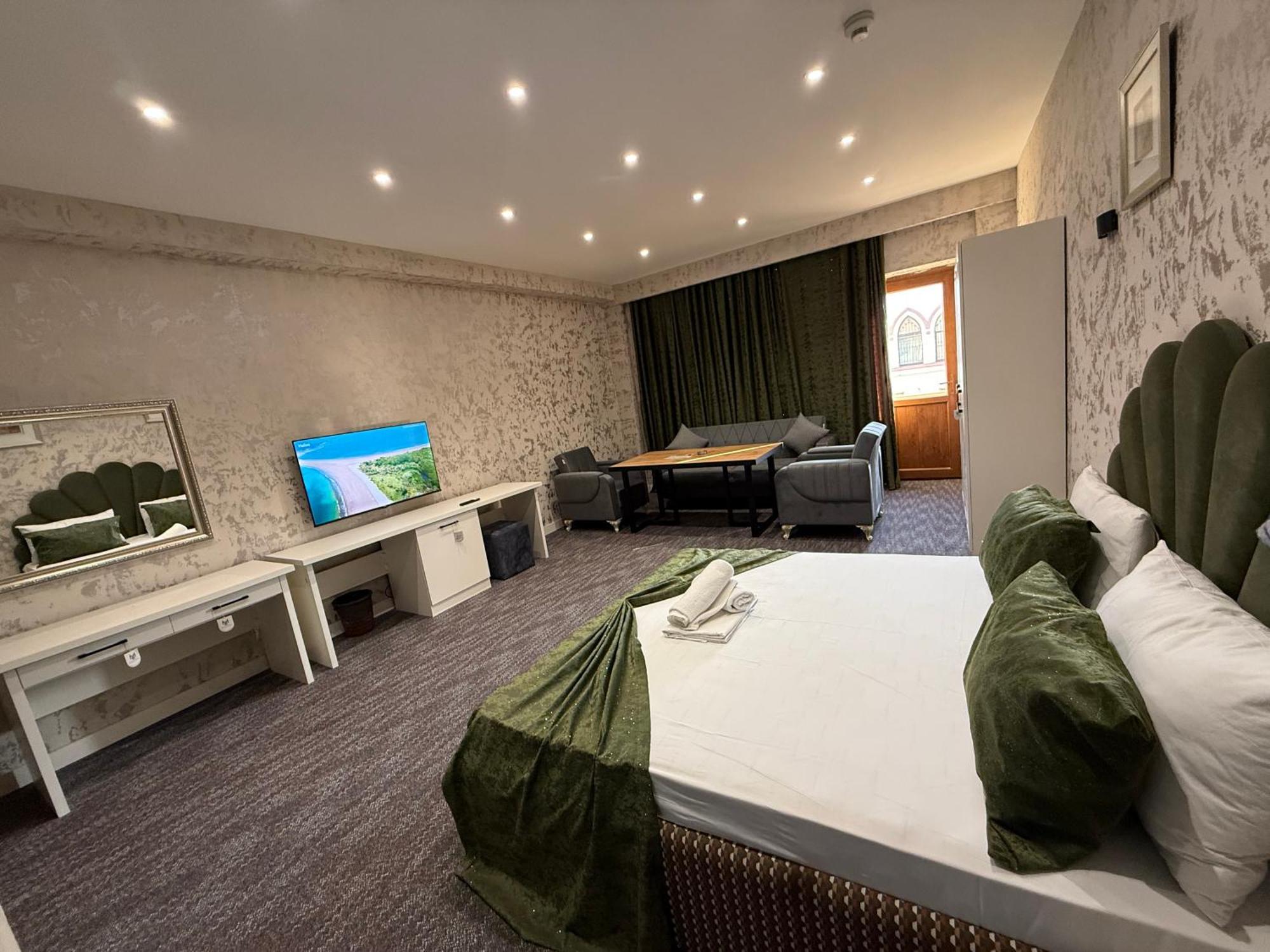 Black Mont Inn Hotel Баку Екстер'єр фото